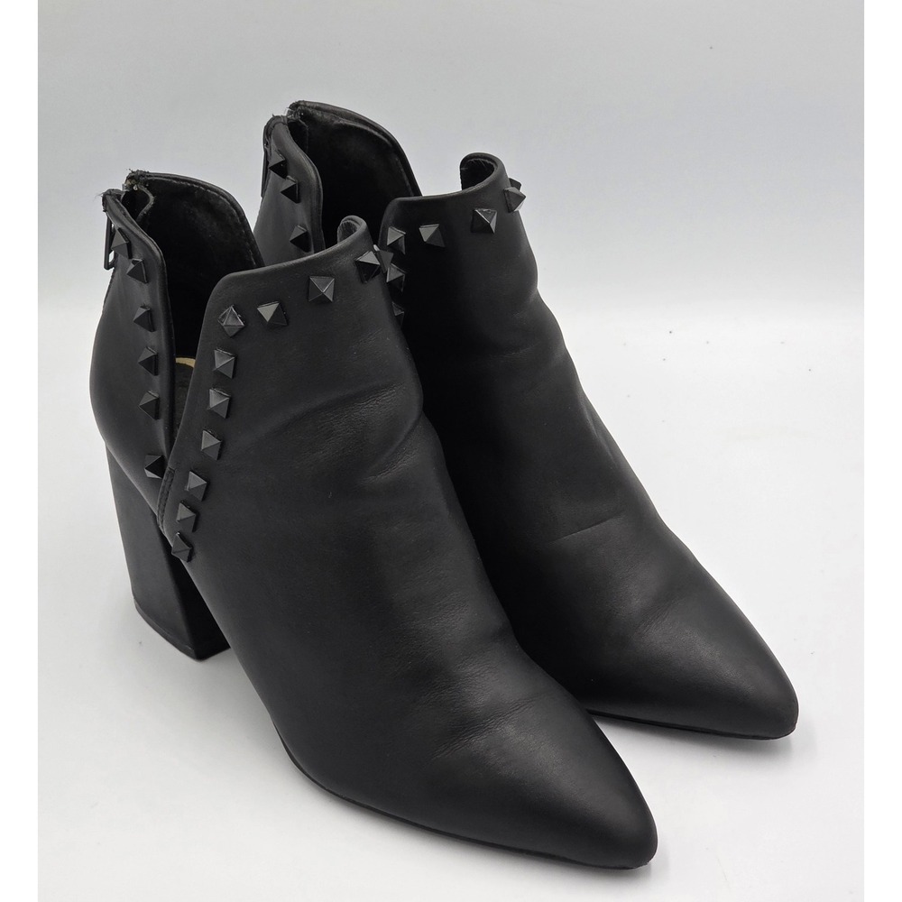 Steve Madden Women's 8M Gloria Studded Black Leather Pull-On Ankle Bootie Boots